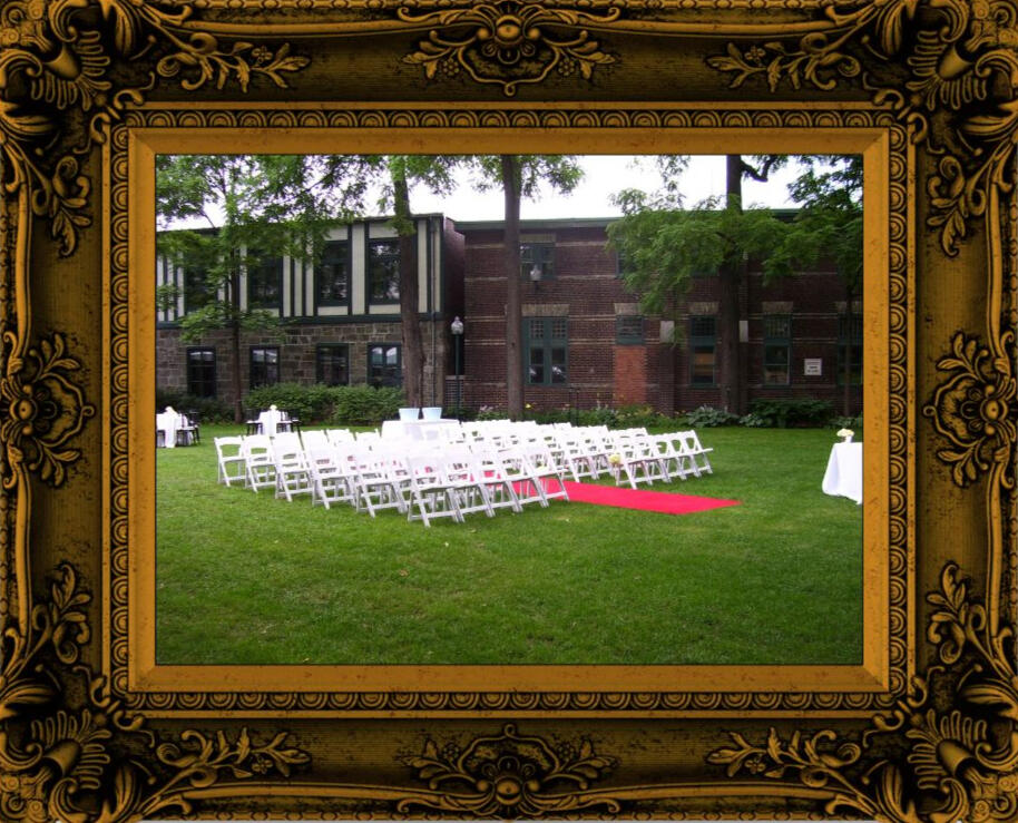 Profitez d'un verre sous les arbres